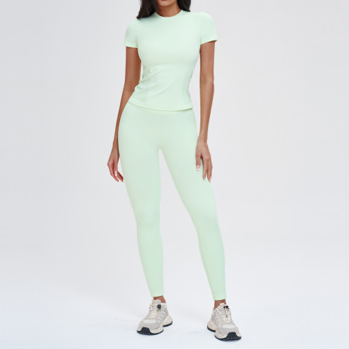 OEM & ODM Women's Cross-Border Seamless Sportswear Set - Comfortable Round Neck Fitness Yoga Set for Outdoor Running | Wholesale Activewear Solutions