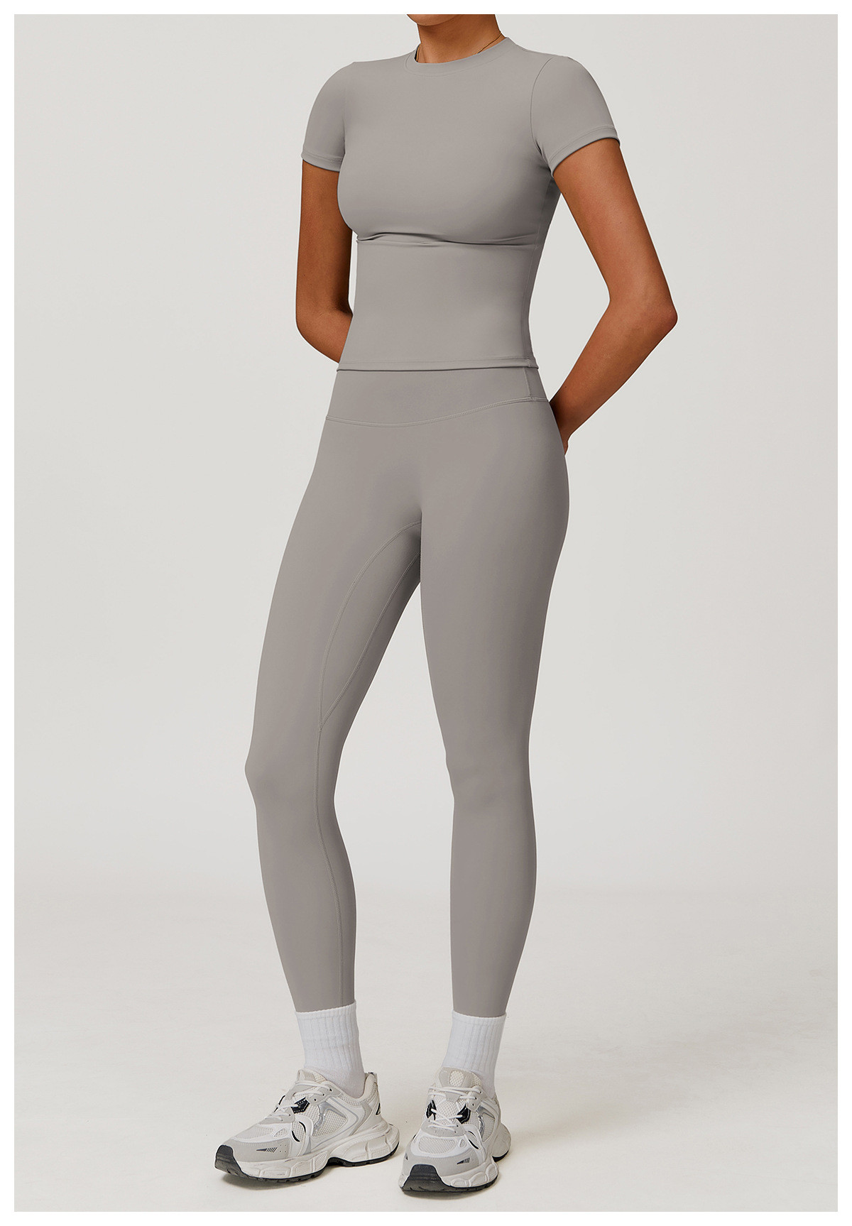 short-sleeved fitness tops