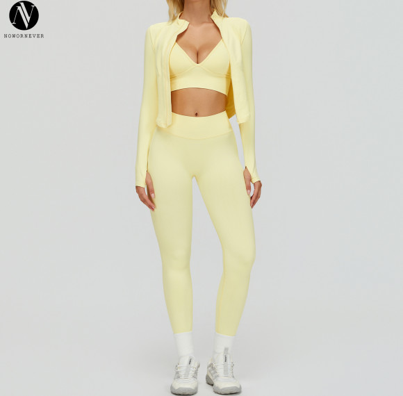 Cross-Border Seamless Tight-Fit Yoga Set - OEM/ODM Quick-Drying Slimming Fitness Wear & Outdoor Running Sports Trio 7790 for Wholesale & Sourcing Partnerships