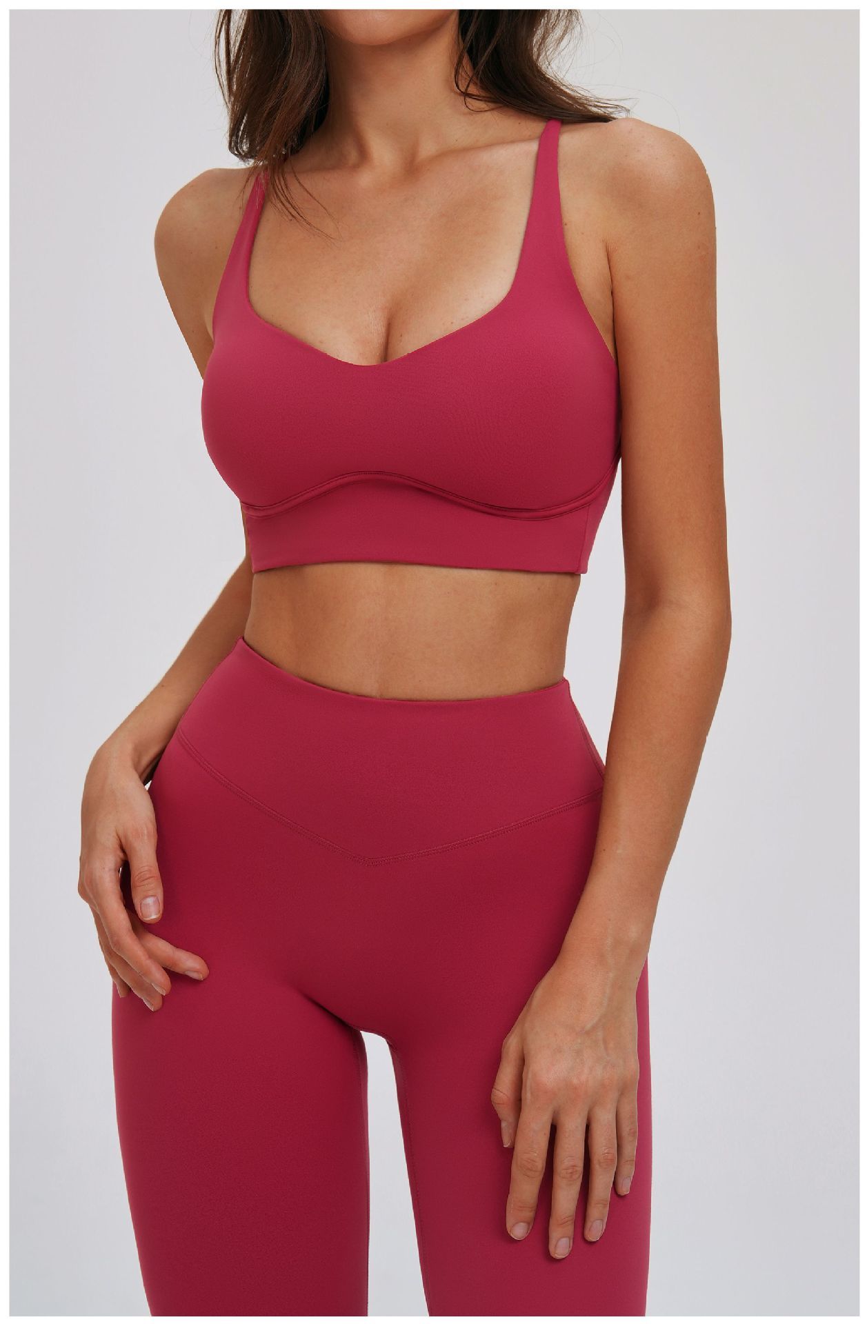 Cross-Back Sports Bra Manufacturer