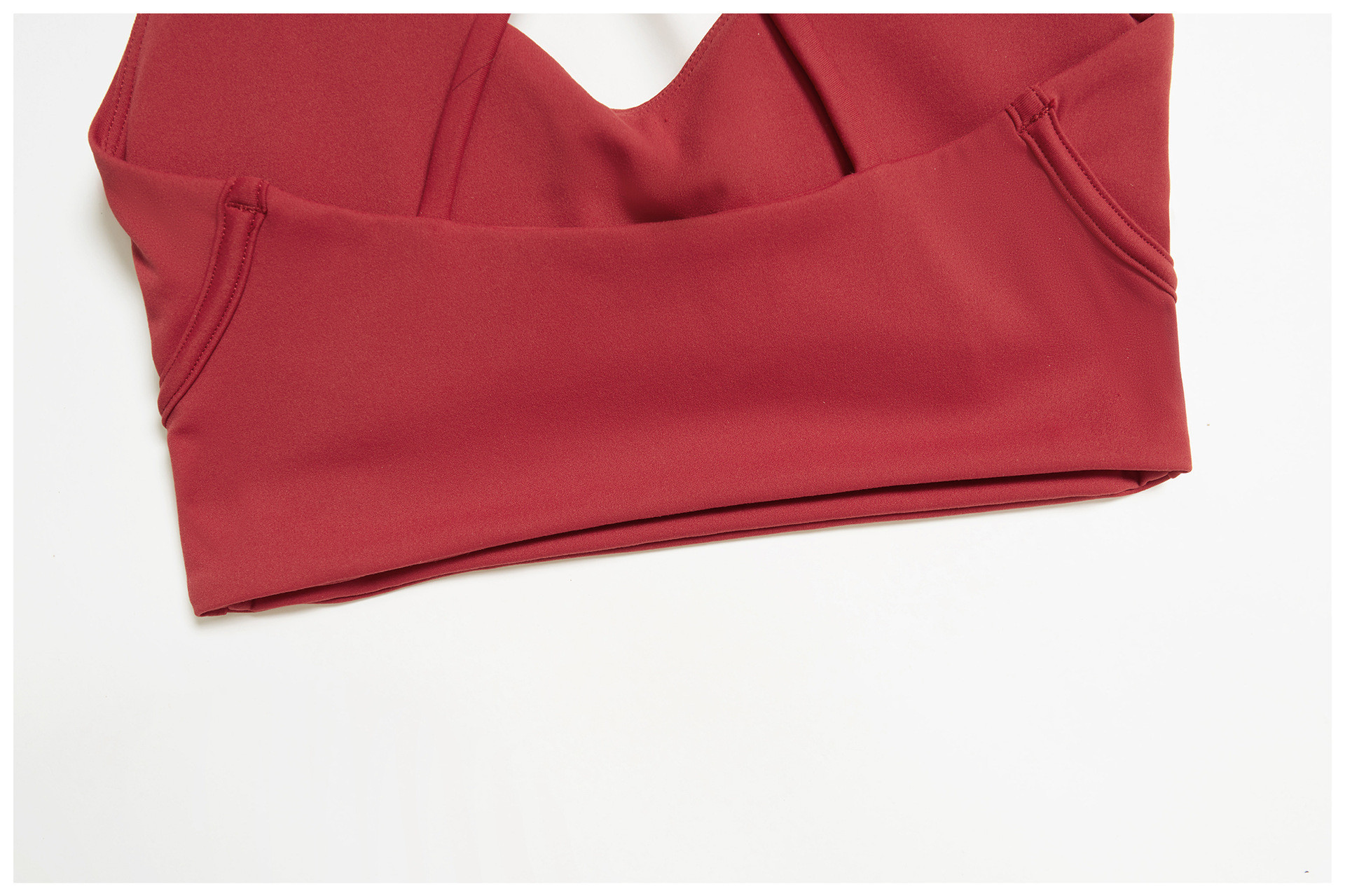 Cross-Back Sports Bra Manufacturer