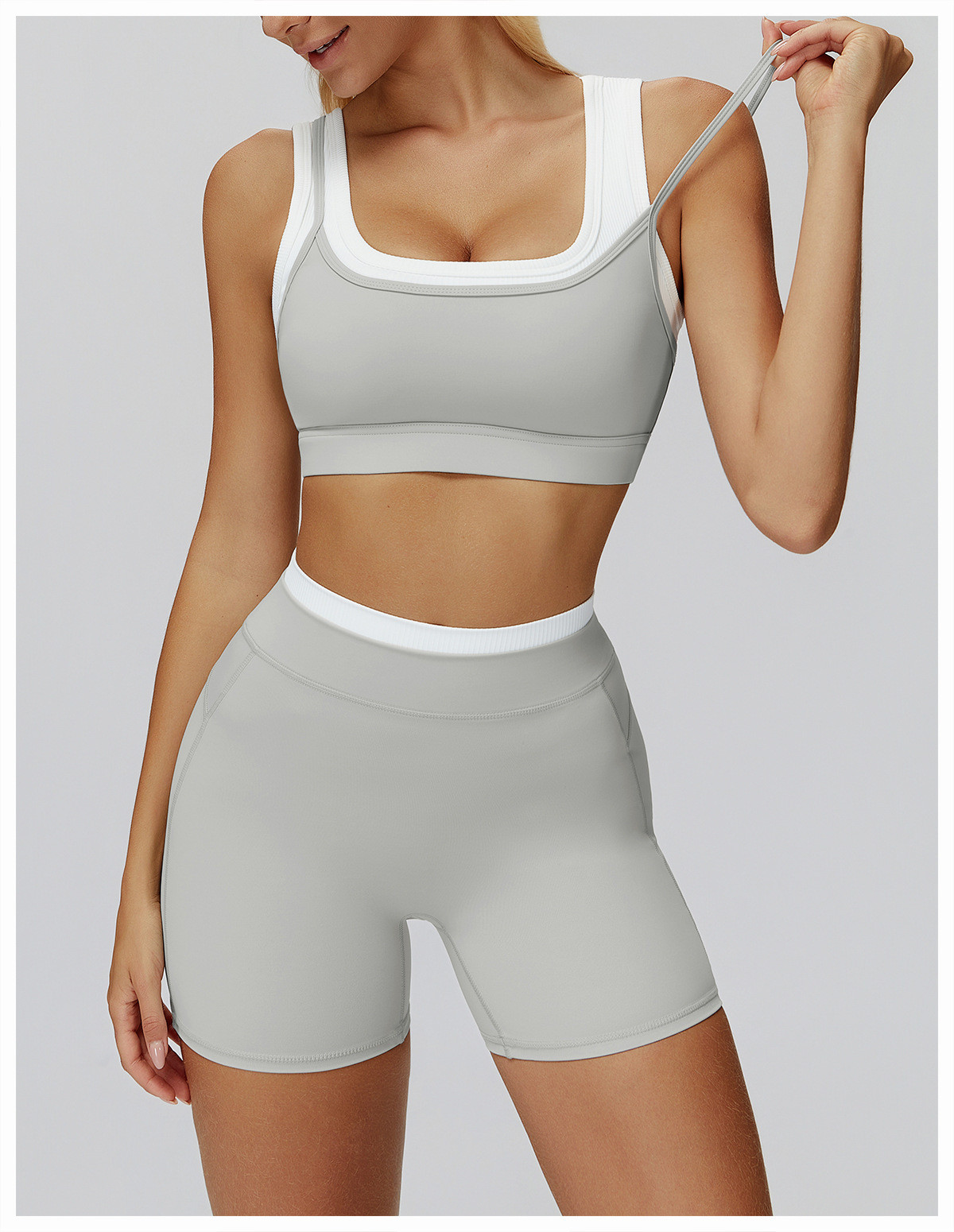 color-blocked yoga outfit