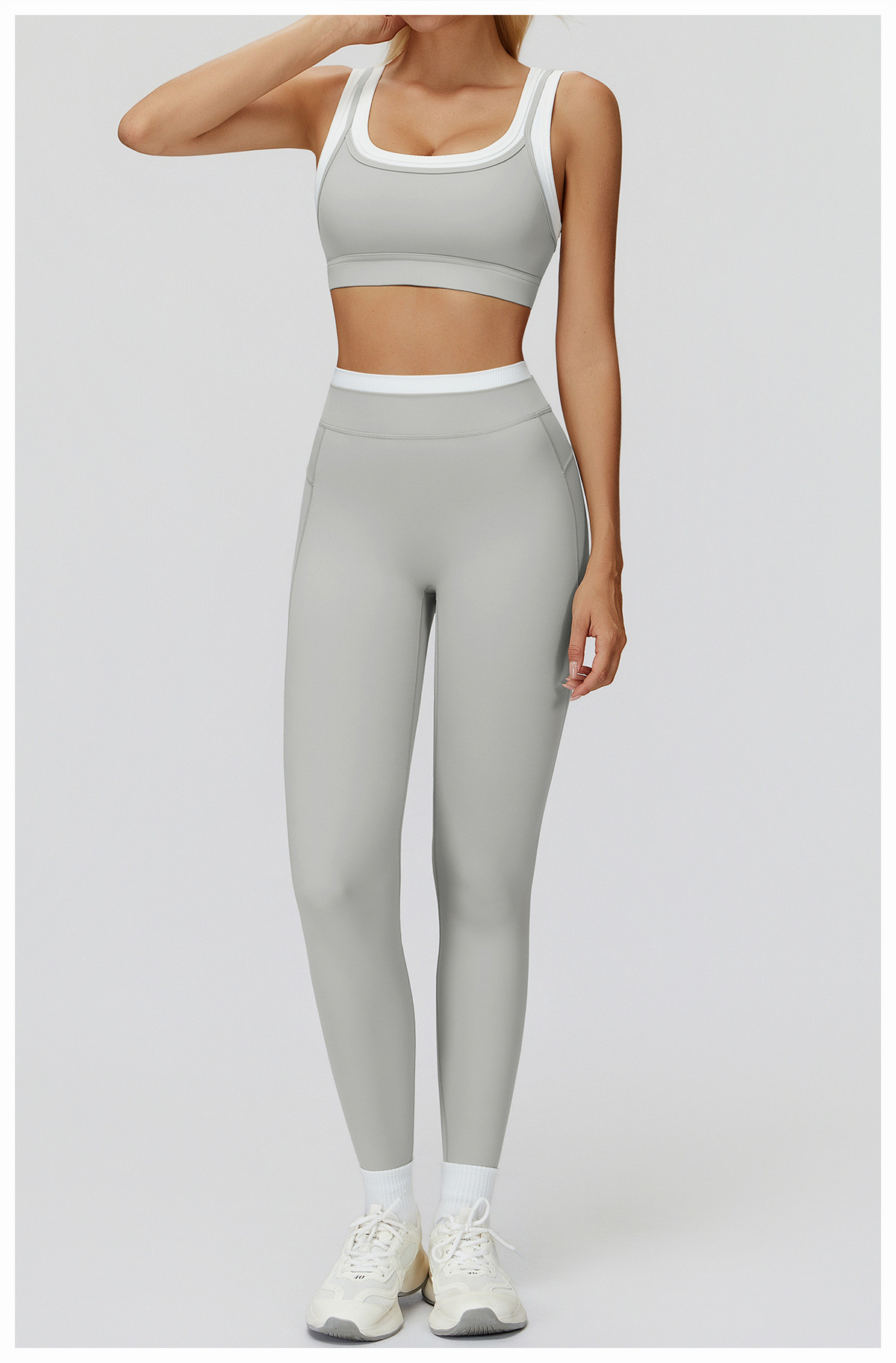 color-blocked yoga outfit