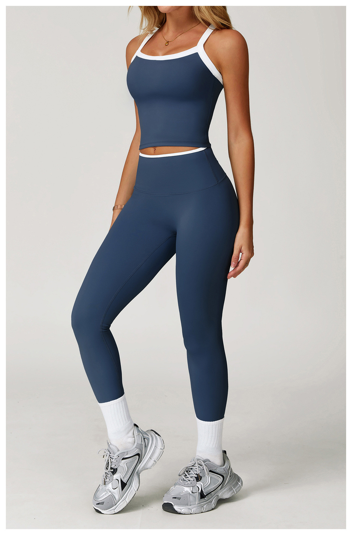 tight fit yoga wear