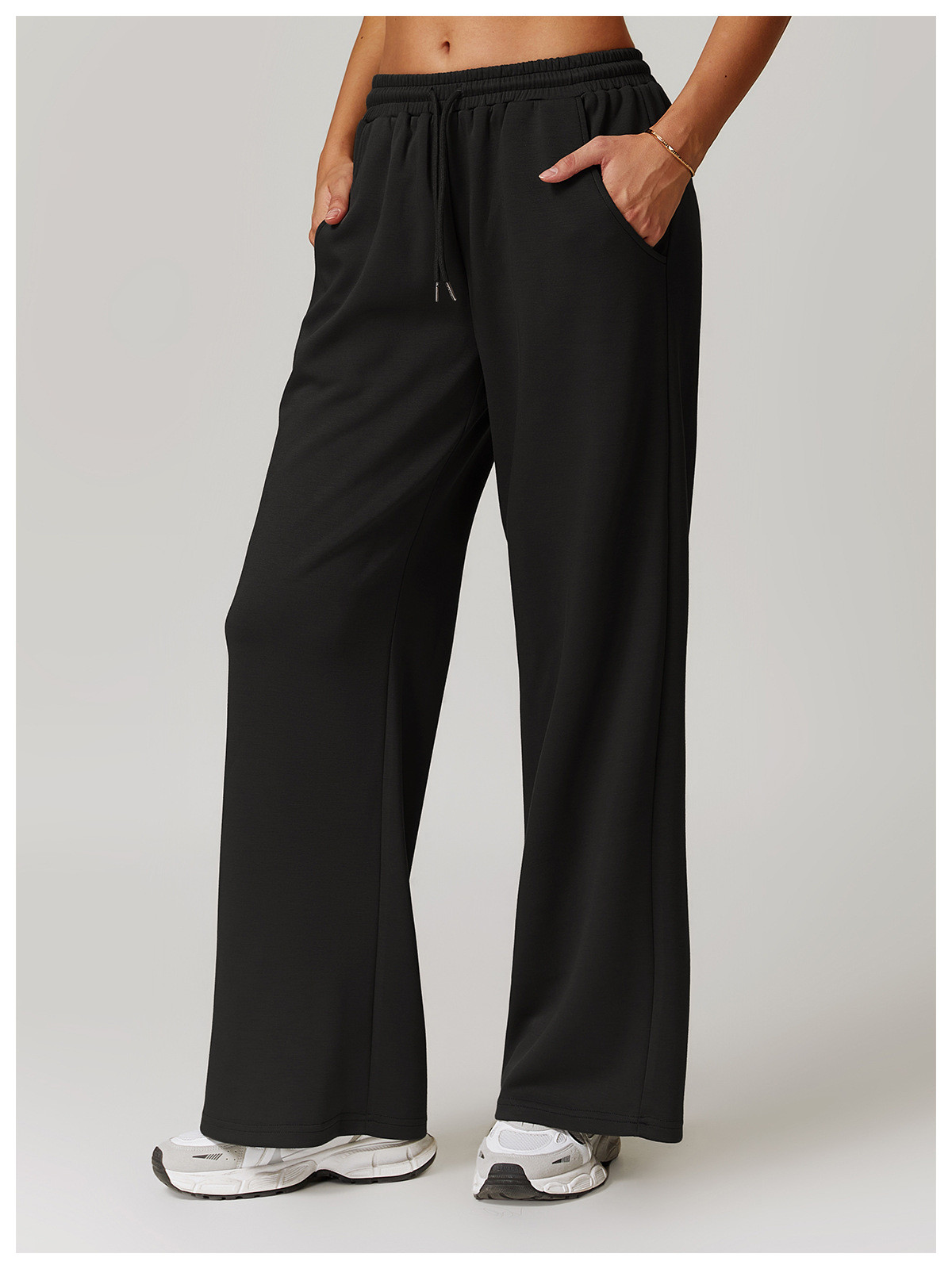 high-waisted sweatpants