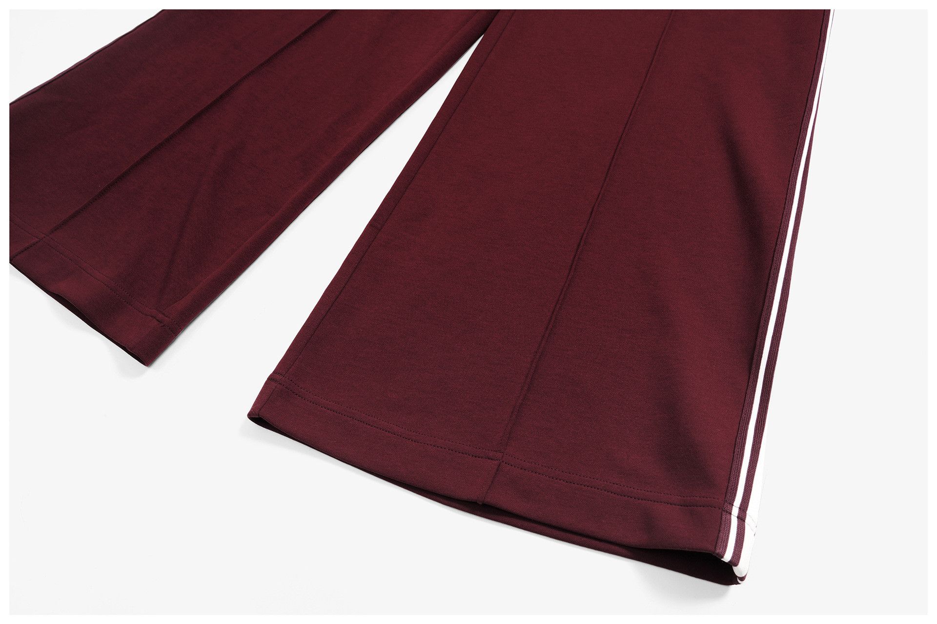 Pocketed Sweatpants for Hiking