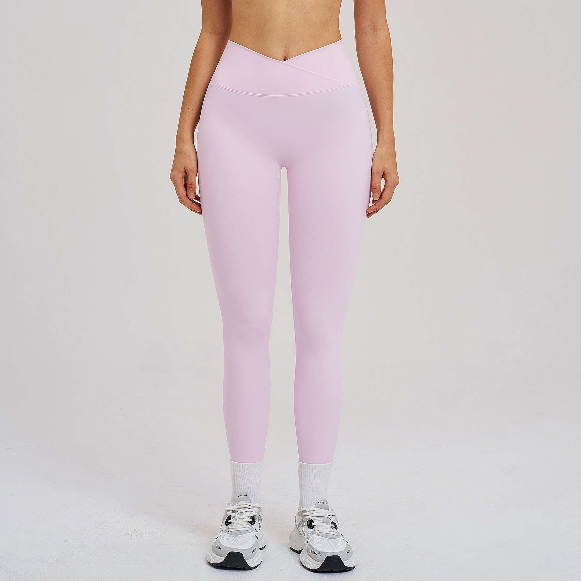 ODM sports trousers supplier
