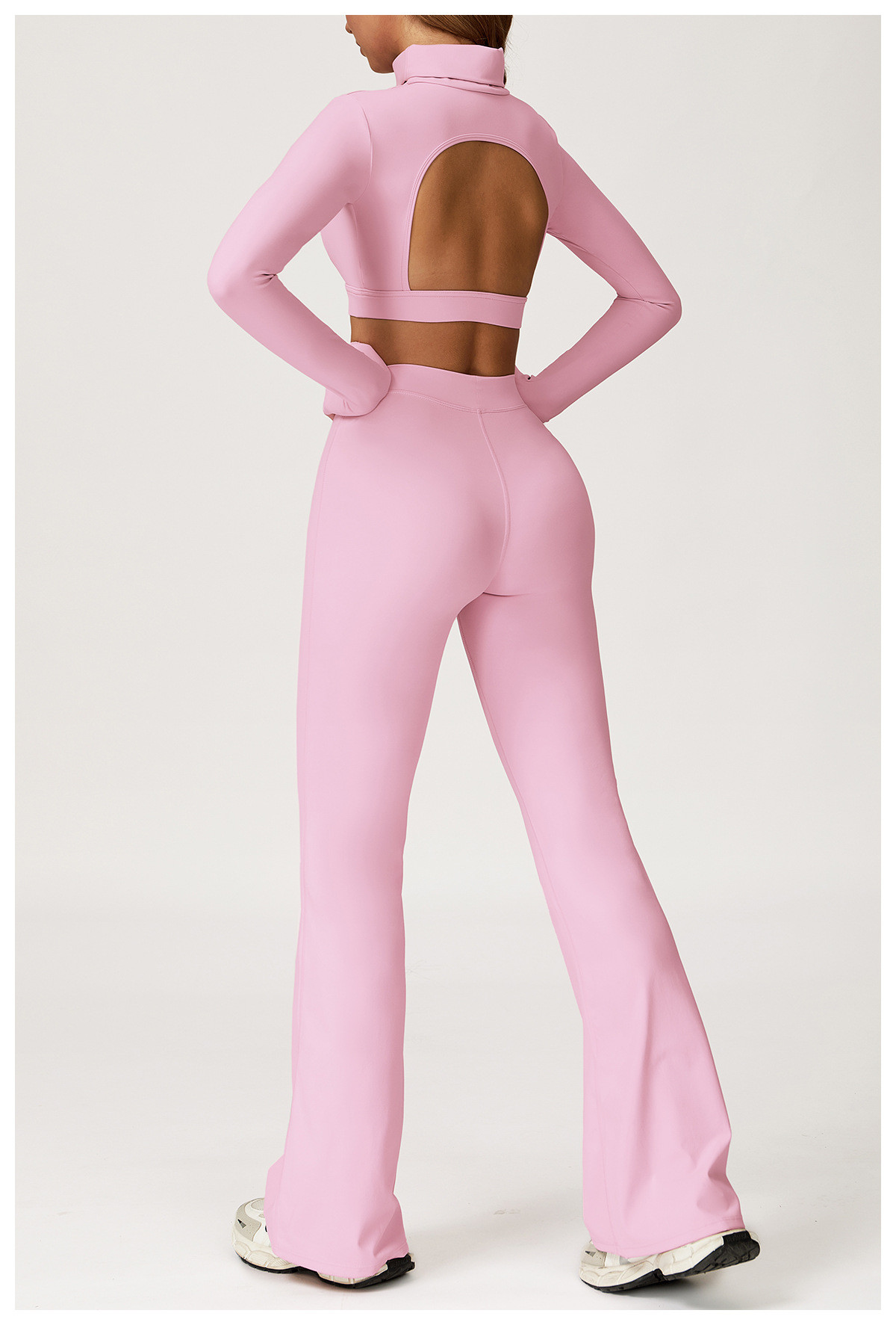 tight-fitting workout pants