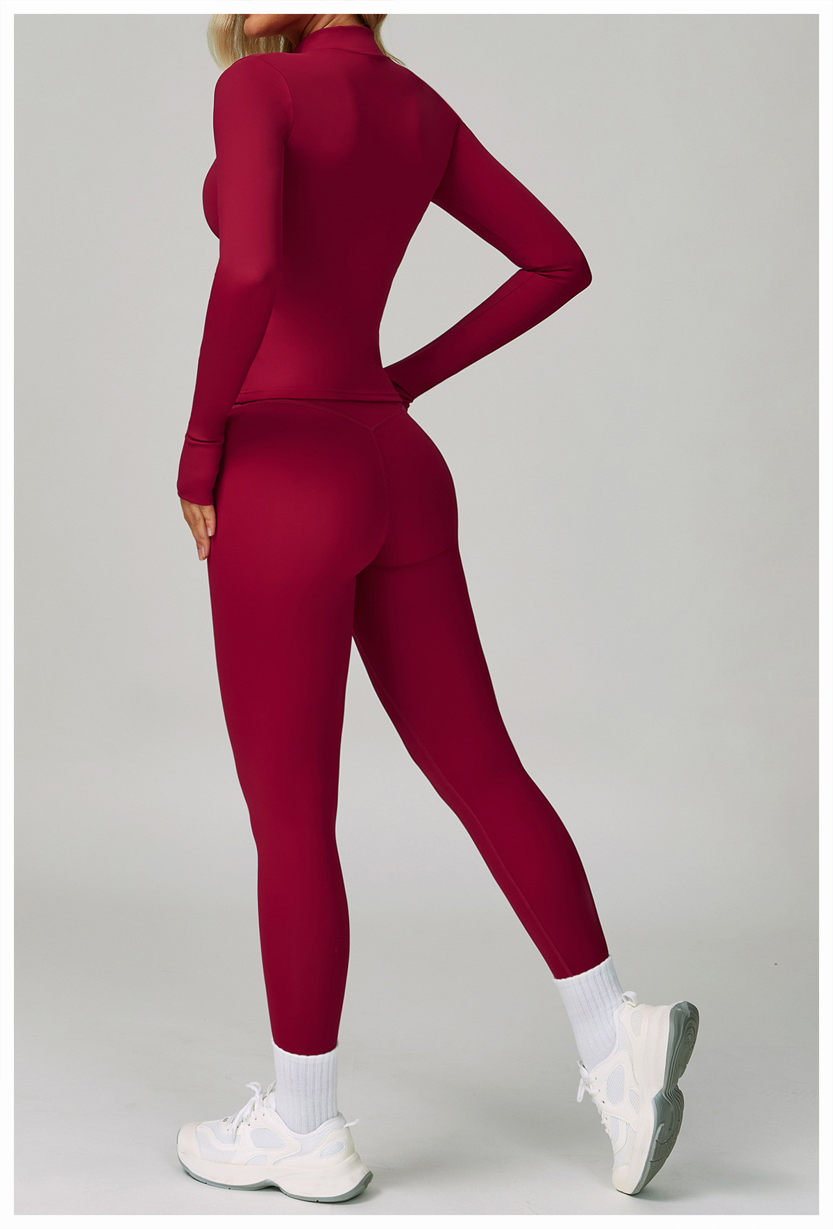 form-fitting sports tops wholesale