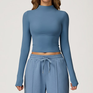 Wholesale High Neck Long-Sleeved Fitness Top 8933 - Quick-Drying European and American Style, Tight Fit Yoga Wear, OEM & ODM Services Provided