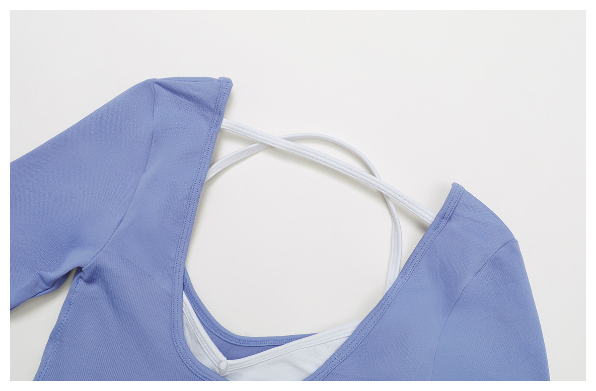 stylish yoga clothing for women