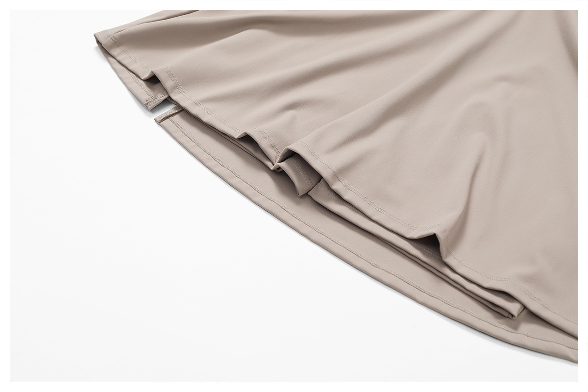 Private label women's sportswear