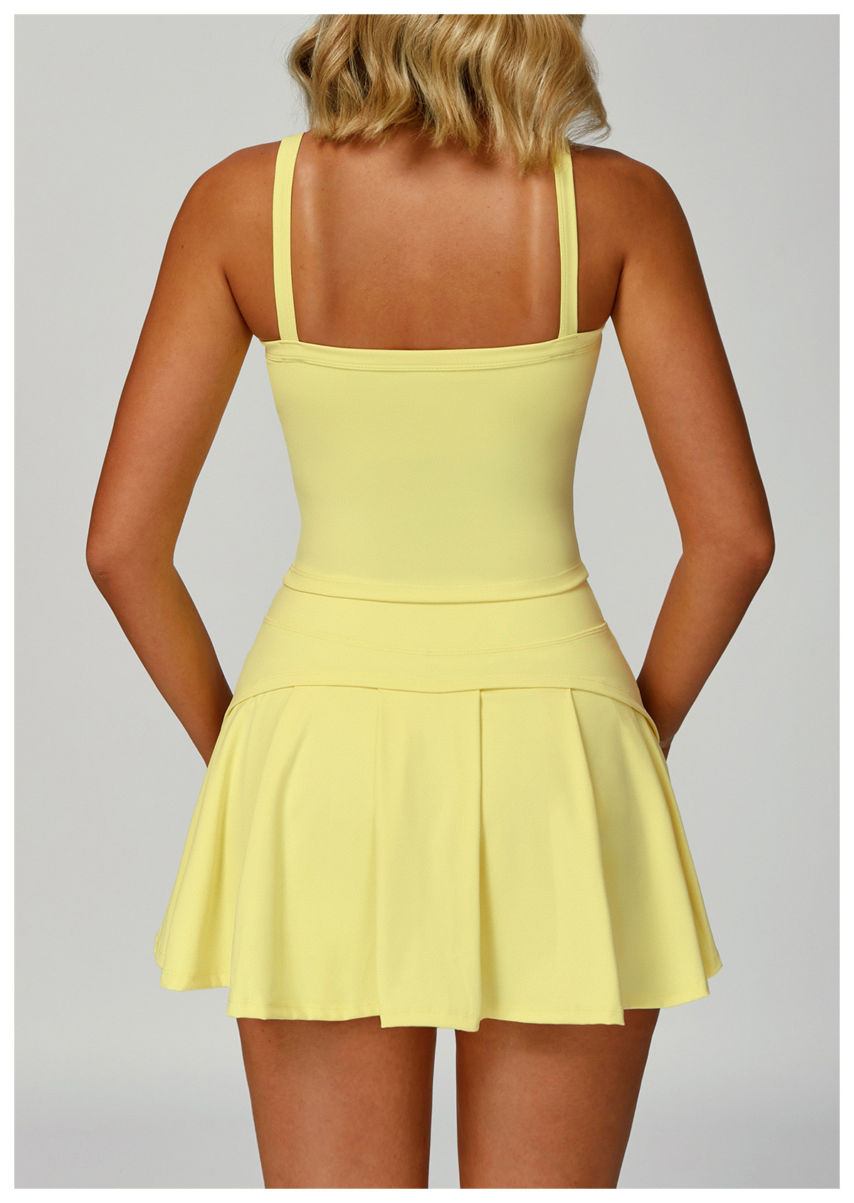 naked-feel yoga wear