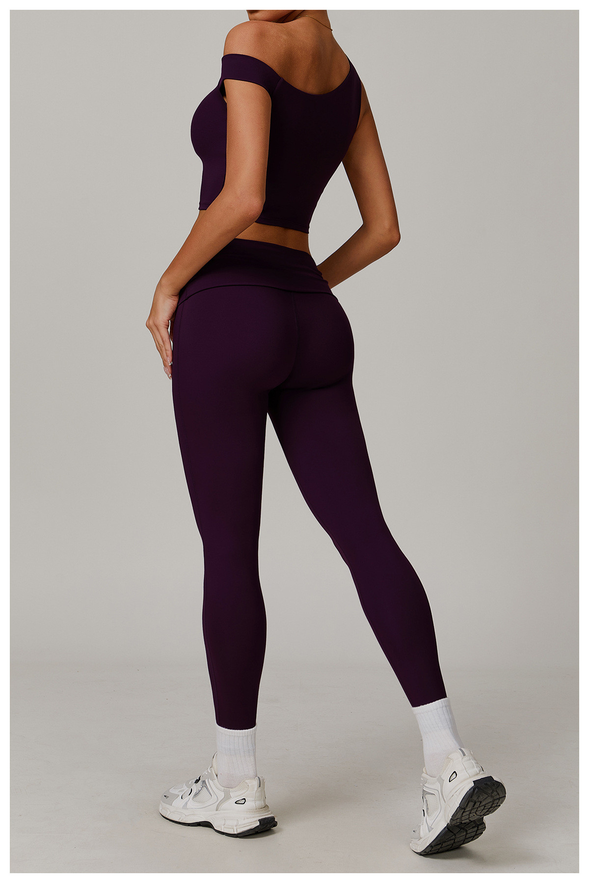 quick-dry yoga outfit