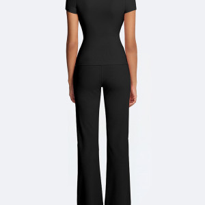 Women's Slim Yoga Set in Eco-Friendly Fabric | High Waist Butt Lifting Fitness Pants | OEM and ODM Wholesale Sourcing Agents for Casual Outdoor Activewear