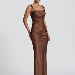 OEM Elegant Sleeveless Ruched Bodycon Maxi Dress for Women - TiLeewon DZ25823 | ODM, Wholesale Sourcing Agents for Activewear & Fashion Clothing