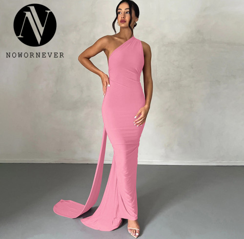 2026 Summer New Arrival Women's Dress - Sexy Backless Ruched Slim Fit Maxi Dress | OEM & ODM for Wholesale, Sourcing Agents | Solid Color Sleeveless Design - Item No.D3312176A