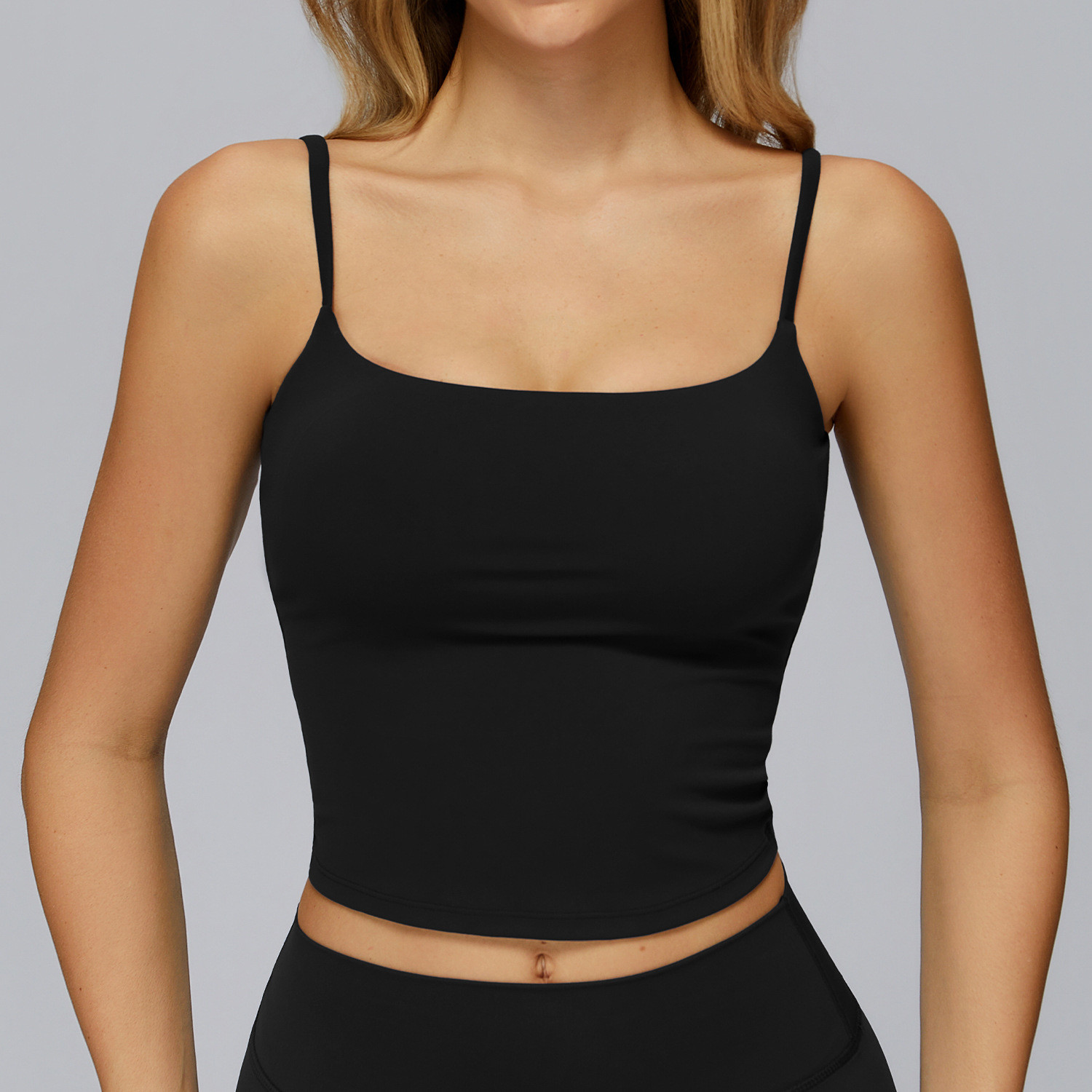 custom fitness apparel suppliers