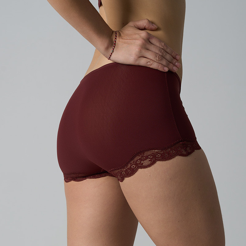 skin-friendly gym shorts