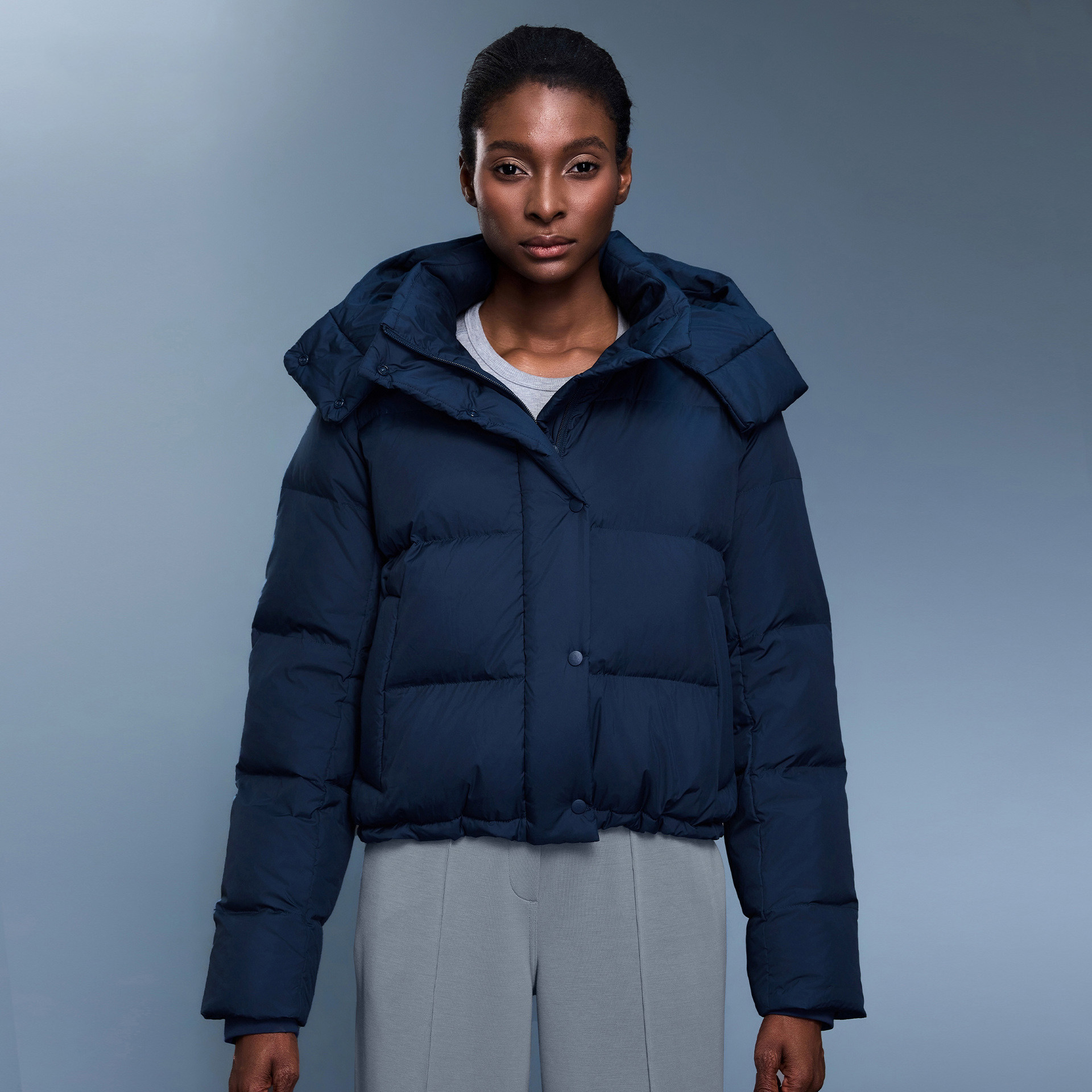 90% white duck down hooded jacket