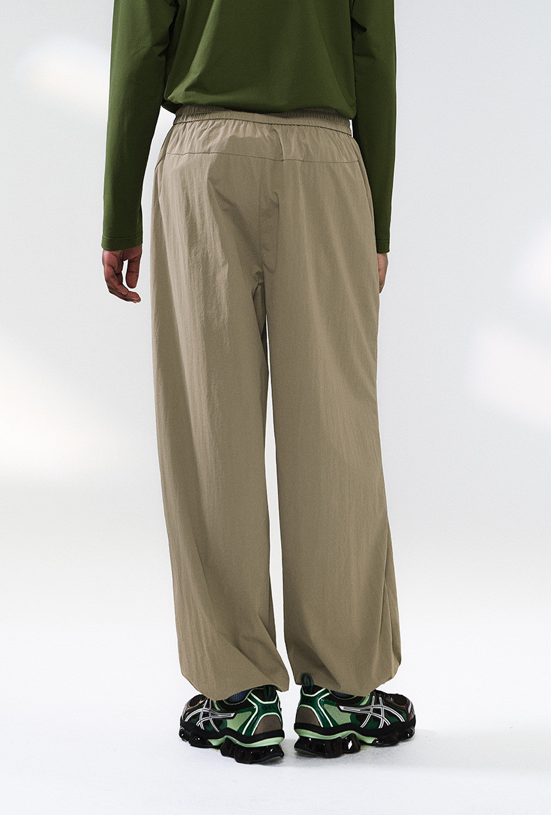 lightweight reflective sportswear