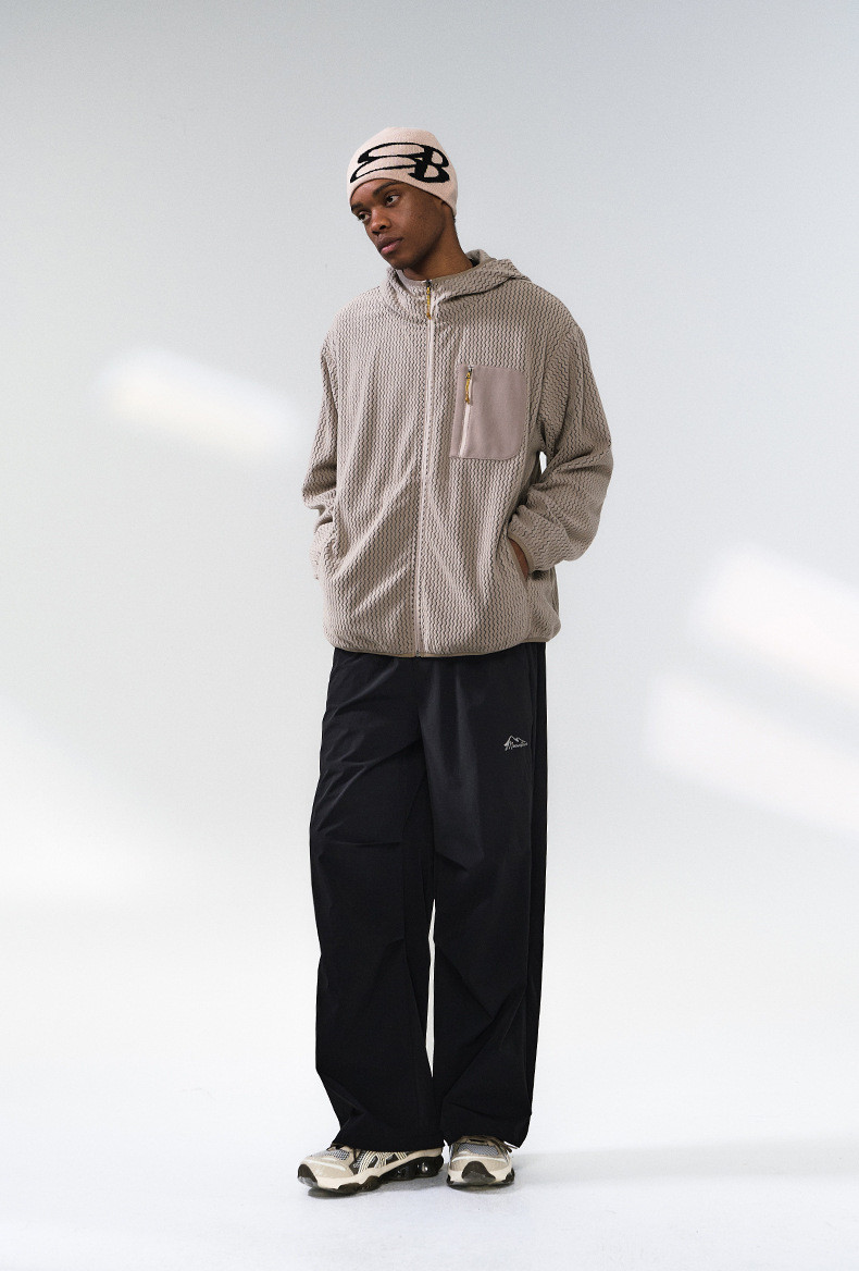 lightweight reflective sportswear