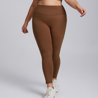 Plus-Size Nude-Feel Yoga Set OEM ODM Manufacturer & Wholesale Supplier | High-Waist Tight Gym Wear Two-Piece with Pockets for Brands & Importers Globally