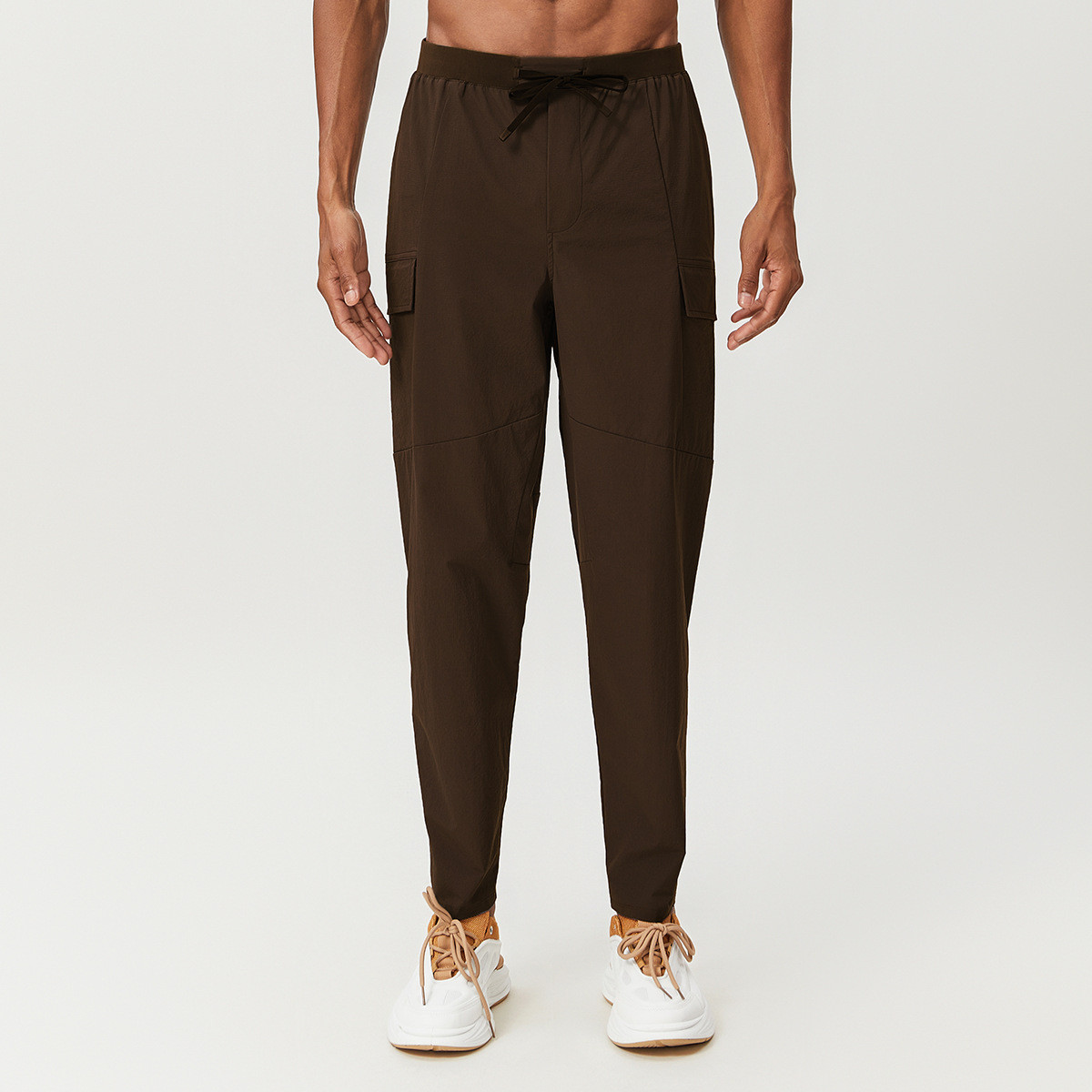 Men's activewear cargo pants