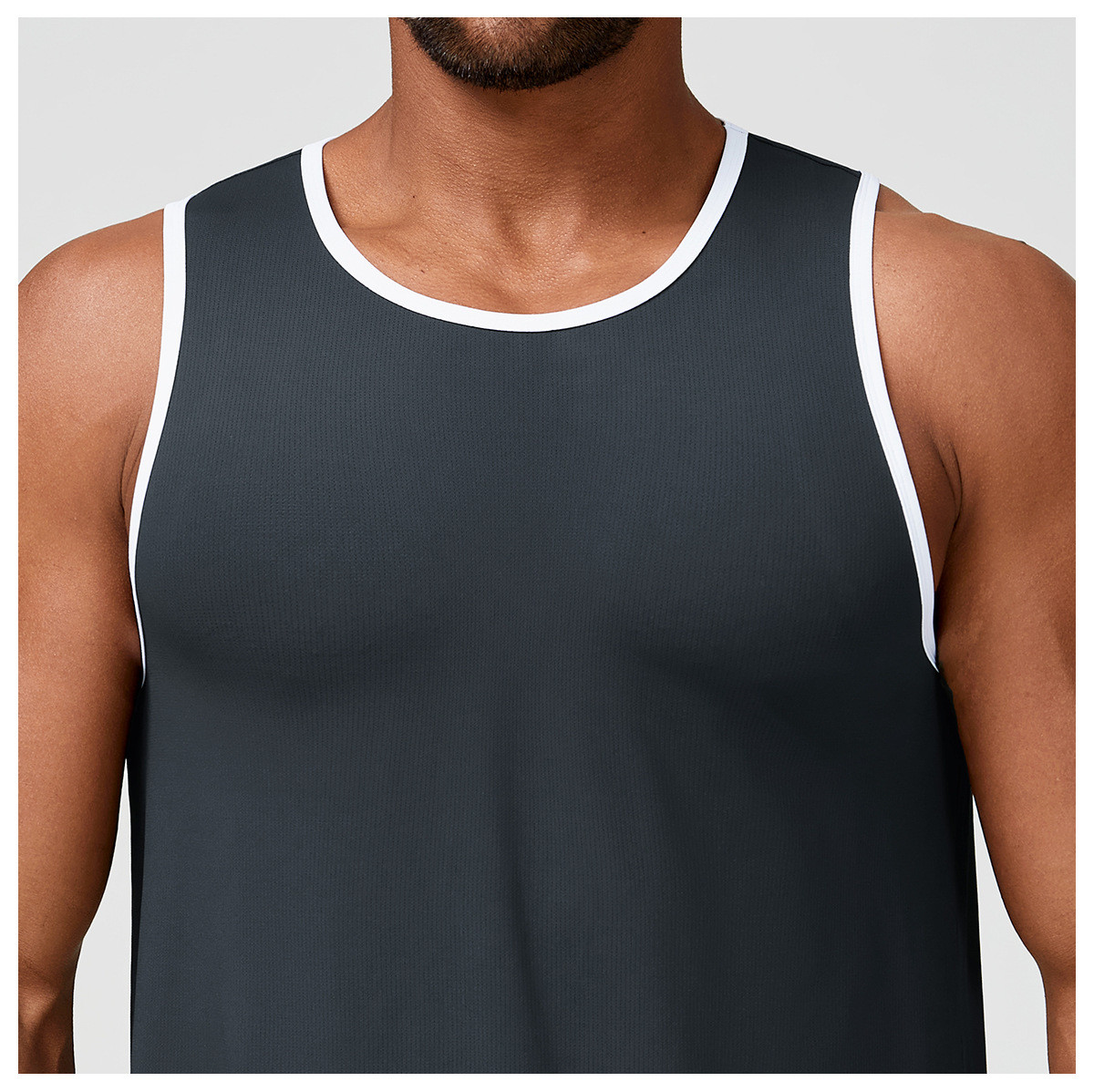 breathable fitness vest for outdoor running