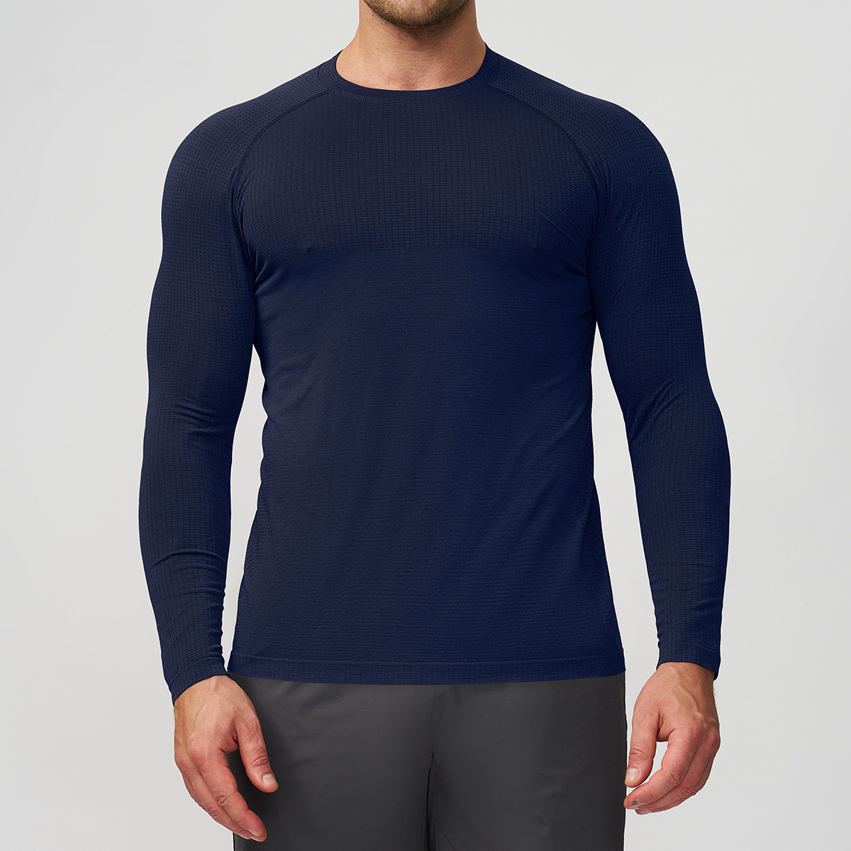 Two-tone long sleeve t-shirt for gym