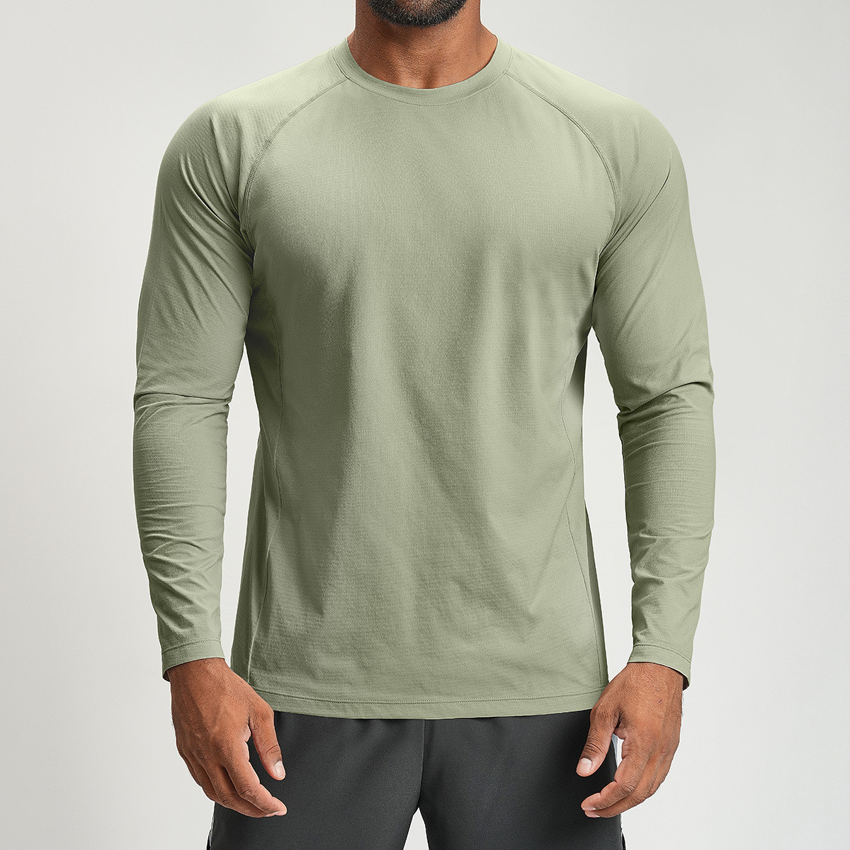 skin-friendly sportswear for men