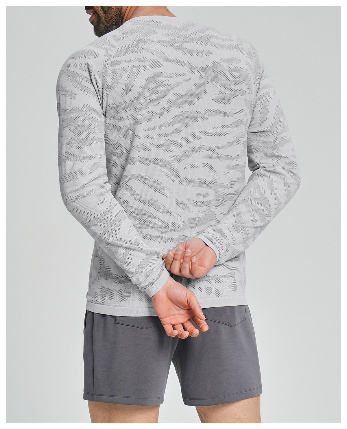 breathable outdoor fitness clothing