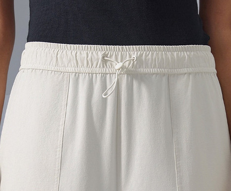 trendy outdoor wear for women