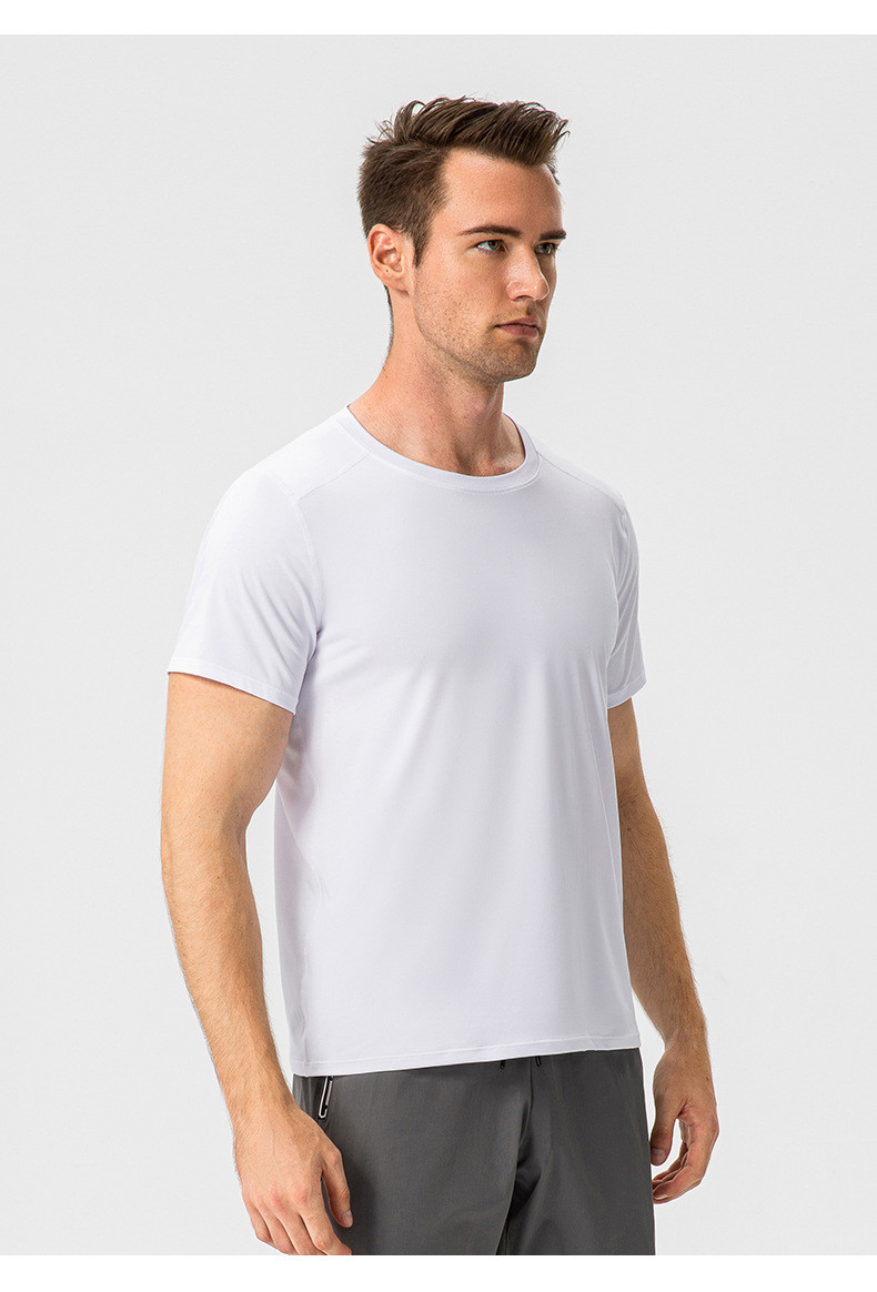 eco-friendly men's sportswear