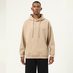 Loose Fit Men's Heavyweight Pullover Hoodie | Contract Manufacturing & Wholesale Supply of Polyester-Cotton Solid Color Sweatshirts for Importers.55015