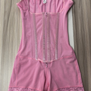 Plus Size Full Body Shapewear Bodysuit OEM ODM Wholesale Manufacturer | Firm Control, Tummy & Butt Lift, Hook-and-Eye Zipper Custom Private Label Production for Apparel BrandsQW0014