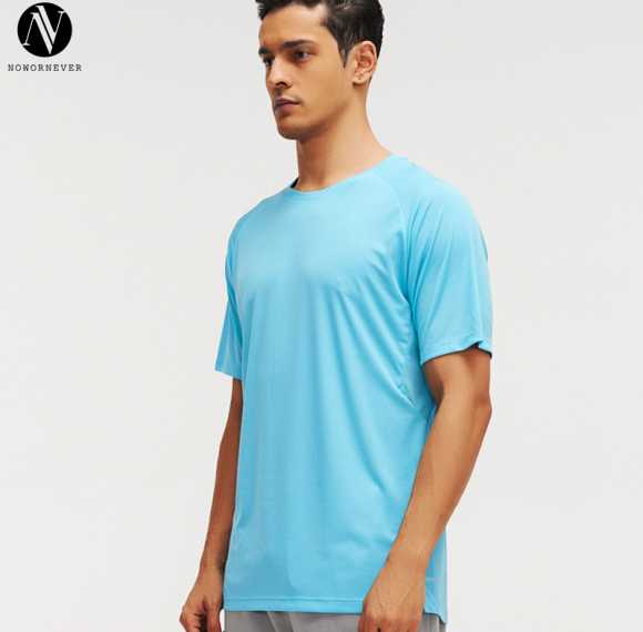 Men's Quick-Dry Running T-Shirt OEM ODM Wholesale Manufacturer | Breathable 100% Polyester Lightweight Activewear Supplier for Global Brands.16801