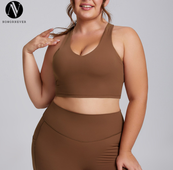 OEM ODM Wholesale Plus-Size Nude-Feel Yoga Set Supplier | High-Waist Two-Piece Gym Wear with Pockets for Activewear Brands & ImportersF209-210
