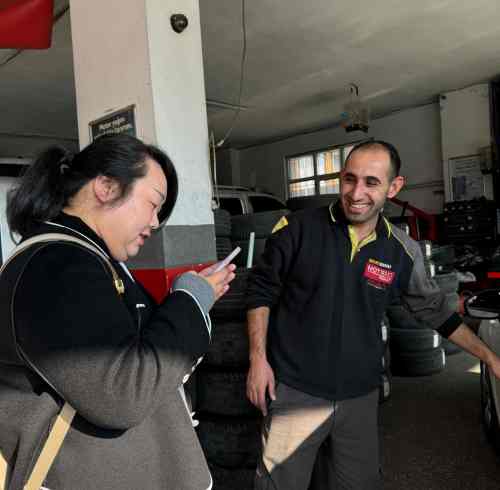 Strengthening Long-Term Partnerships Through Regular Customer Visits and Product Feedback, Tina's visit during 2026