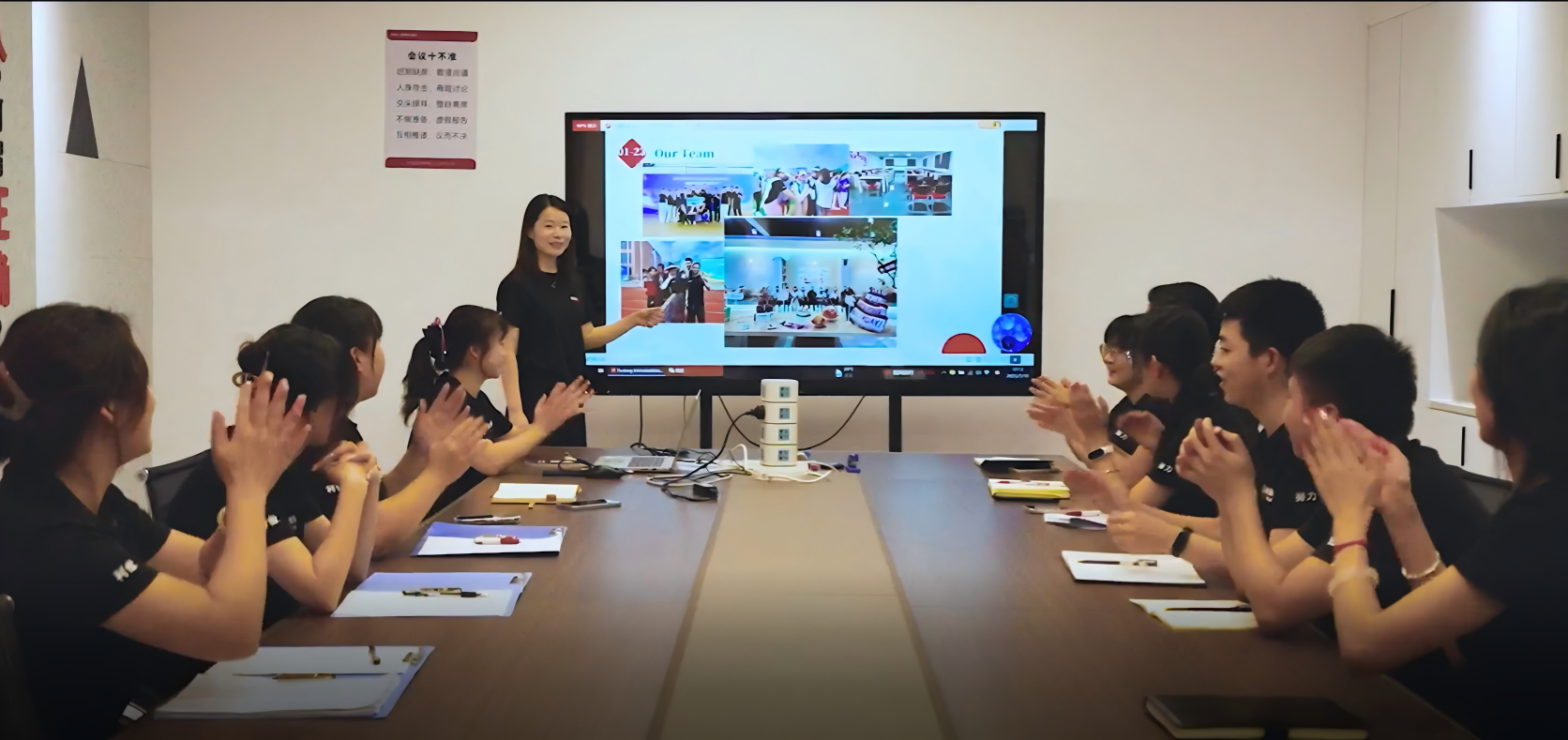 The team of OWLAMP brand held a June session on June