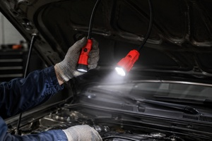 How Automotive Neck Lights Enhance Low-Light Task Performance