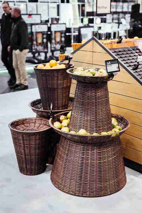 PYRUS Floor Basket