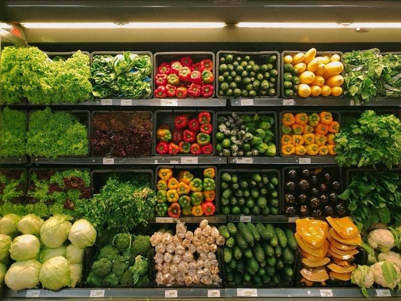 Fresh produce retail display