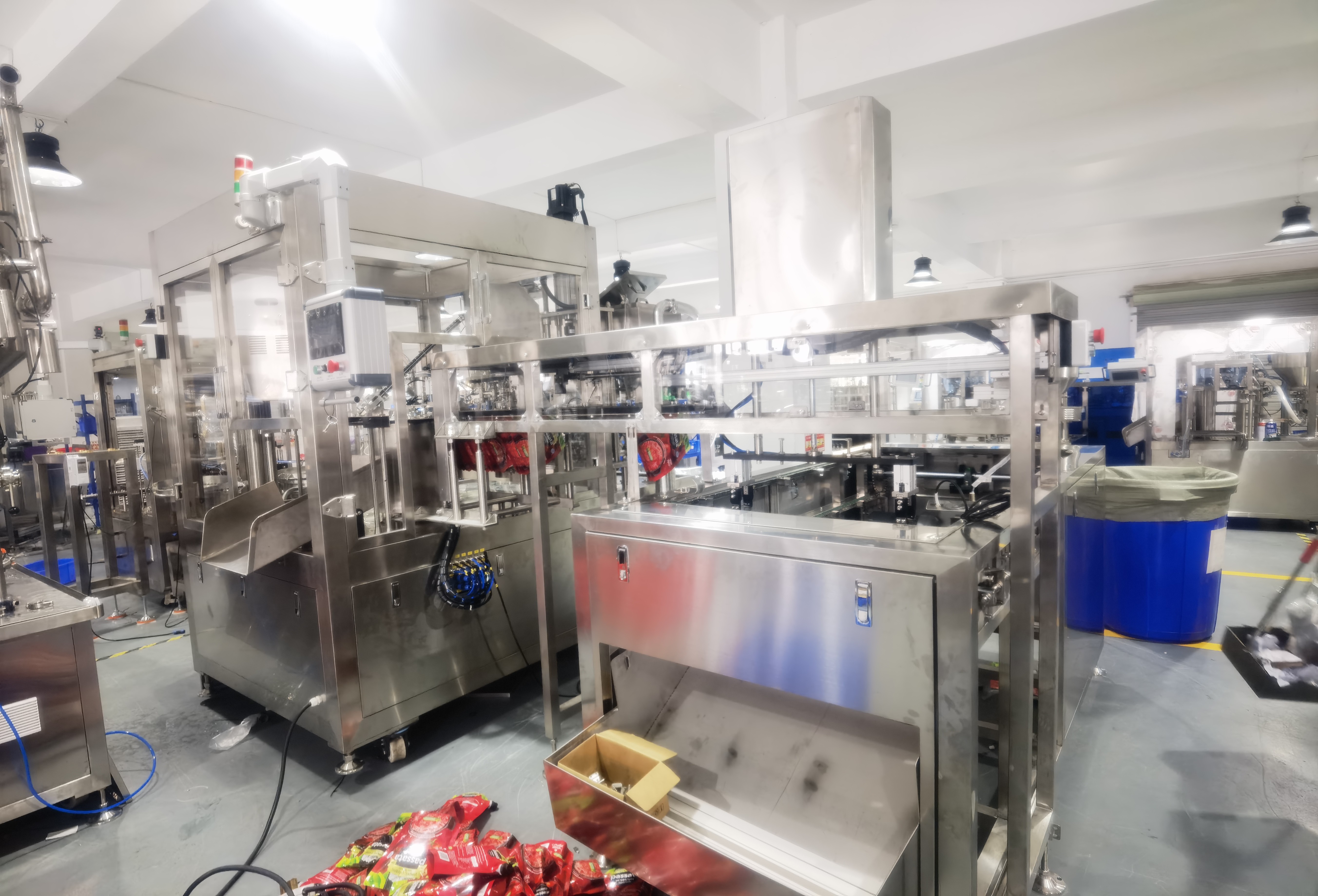 filling and capping machine