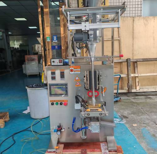 Lebanon client's success with vertical filling machine for honey from Fame Machinery