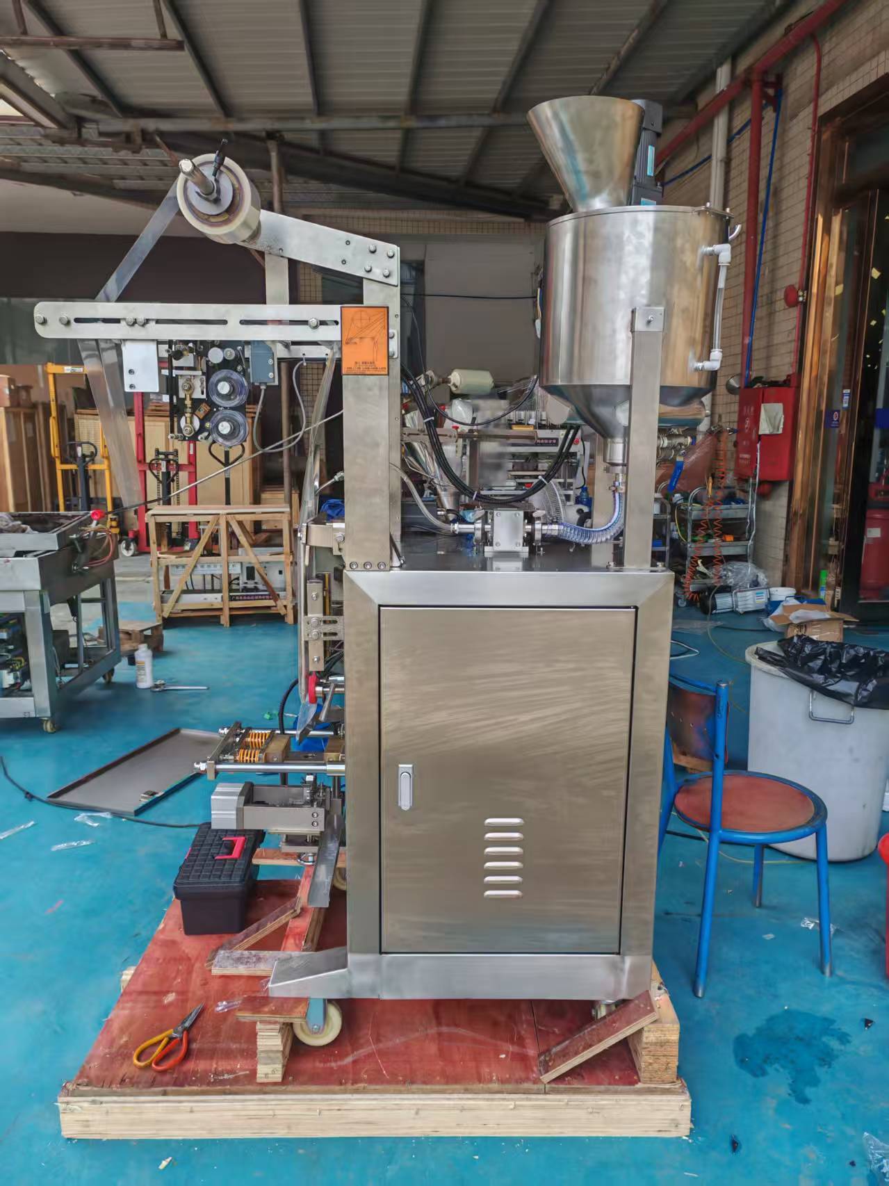 vertical filling machine