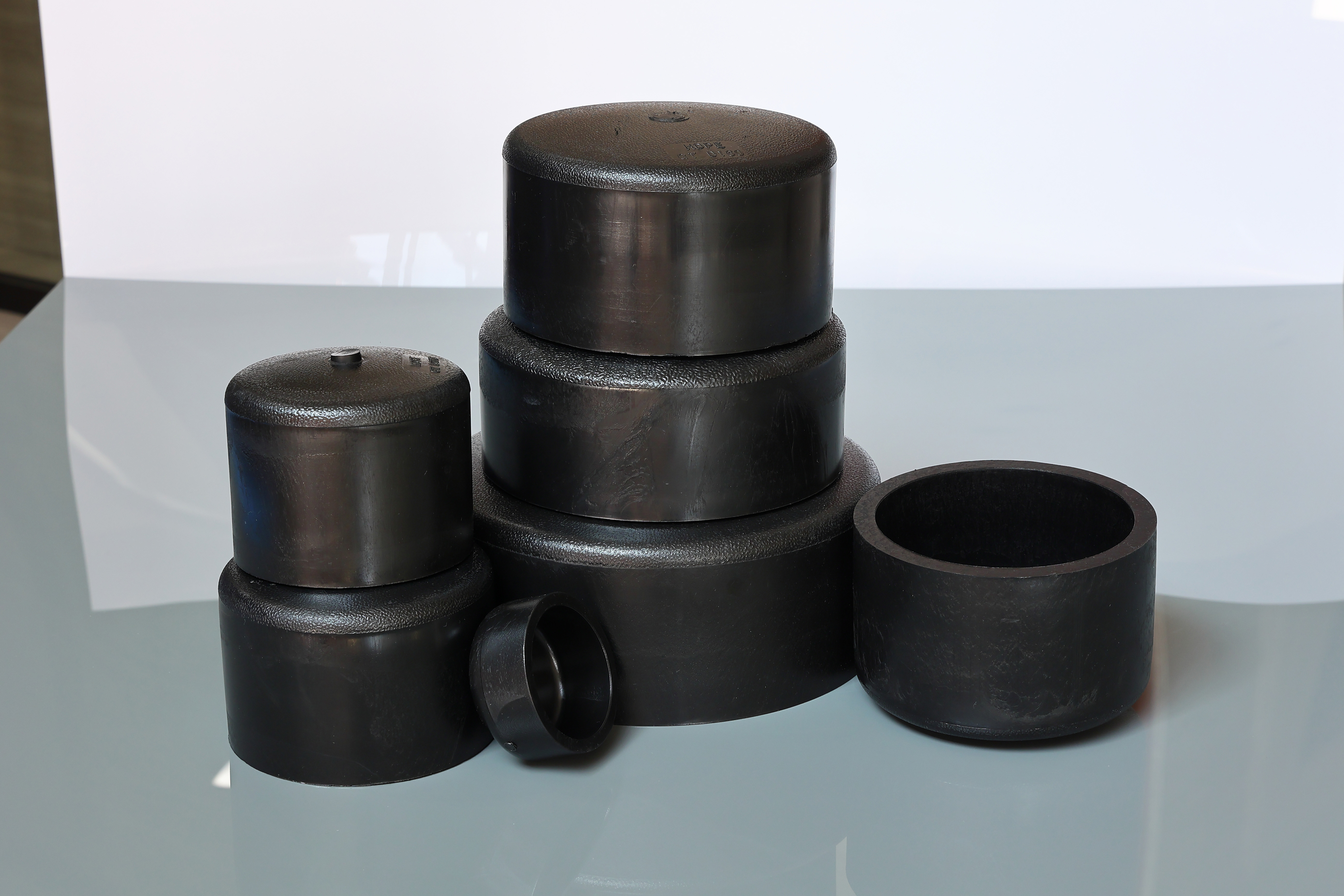 HDPE butt fusion end caps