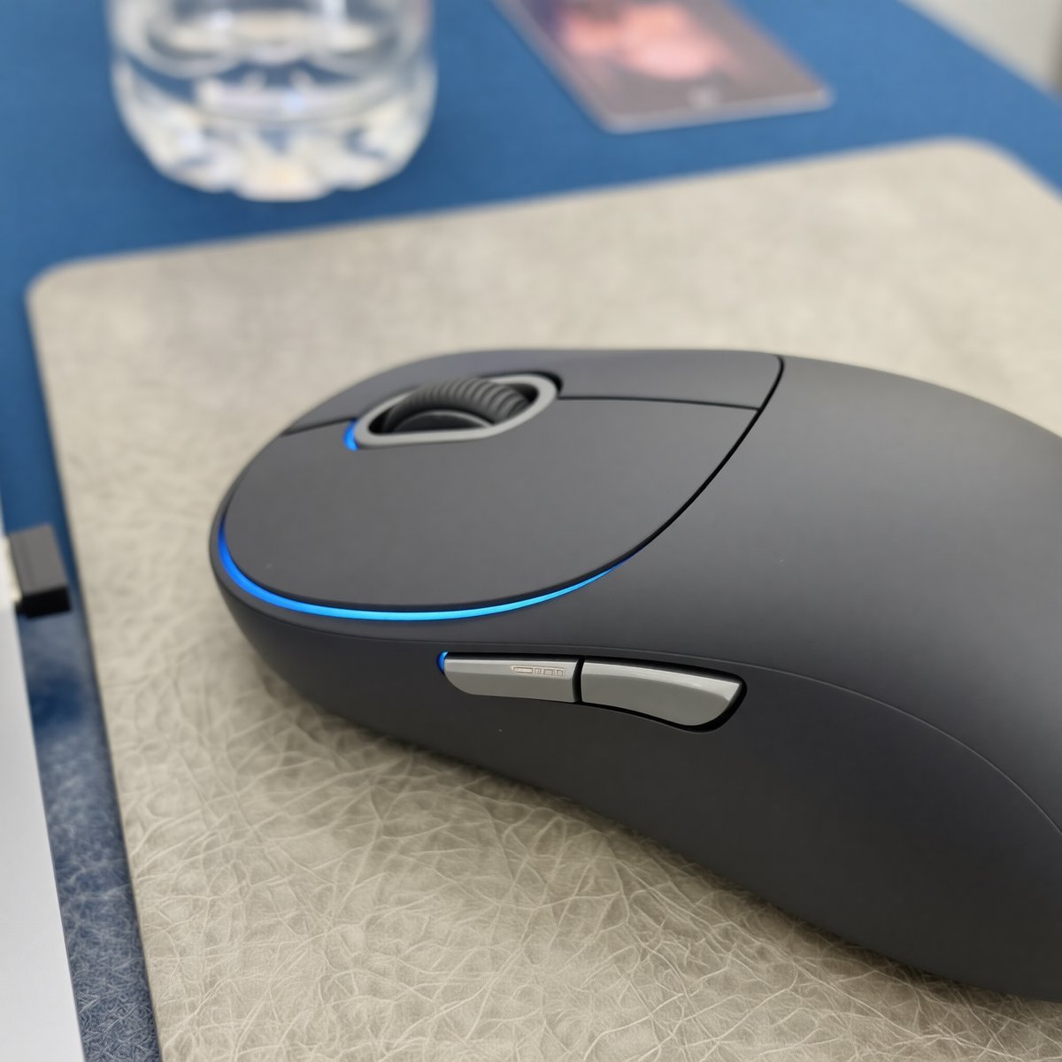 Precision scroll wheel with DPI button