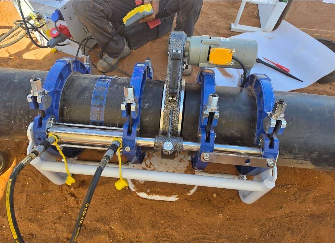 HDPE pipe welding machine