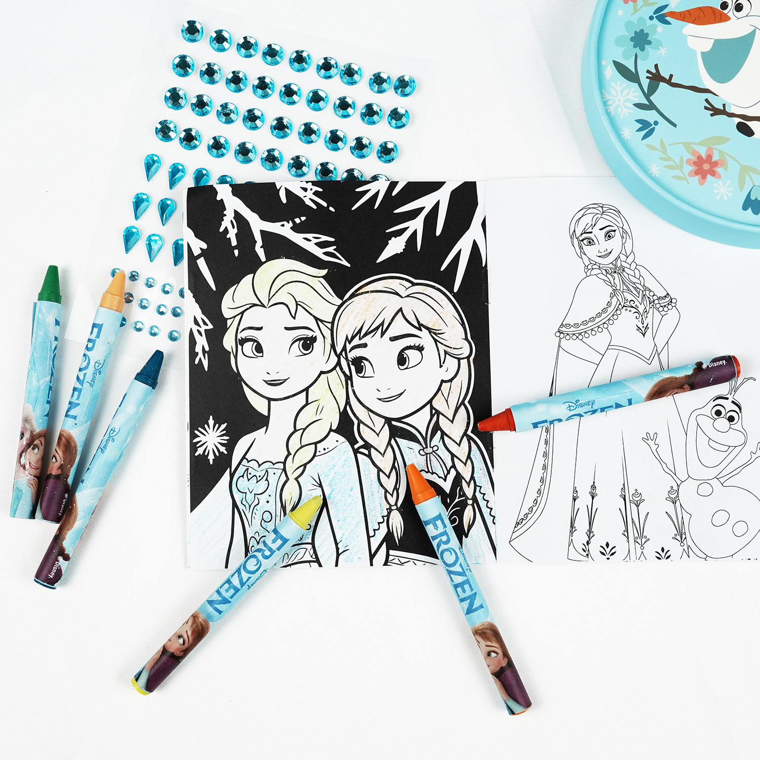 DIY Coloring Set with Crayons Crafts